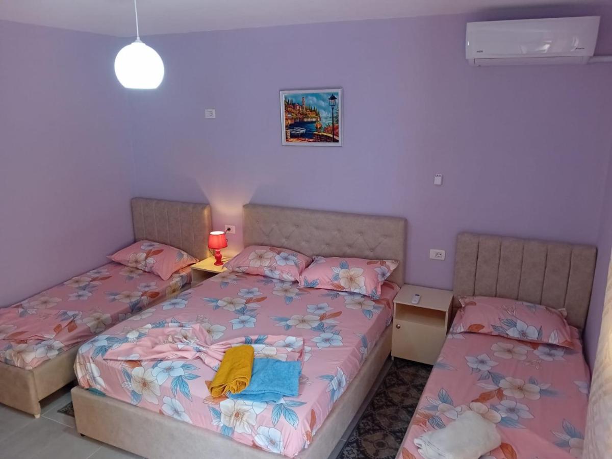 Hotel Ziku Durrës Exteriör bild